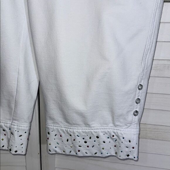 Quacker Factory Dream Jeannes Capri Size 2X White Like New Embellished - Picture 5 of 10
